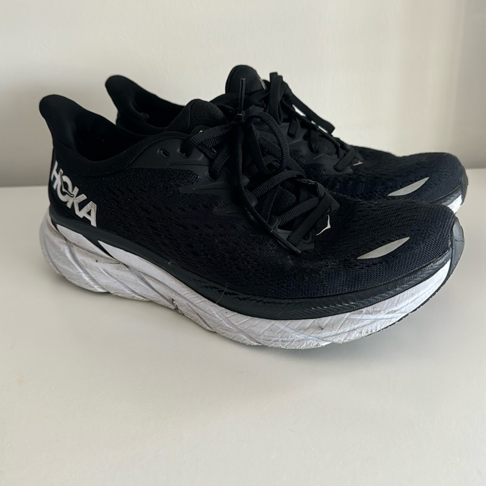 Hoka Clifton 8 Sneakers